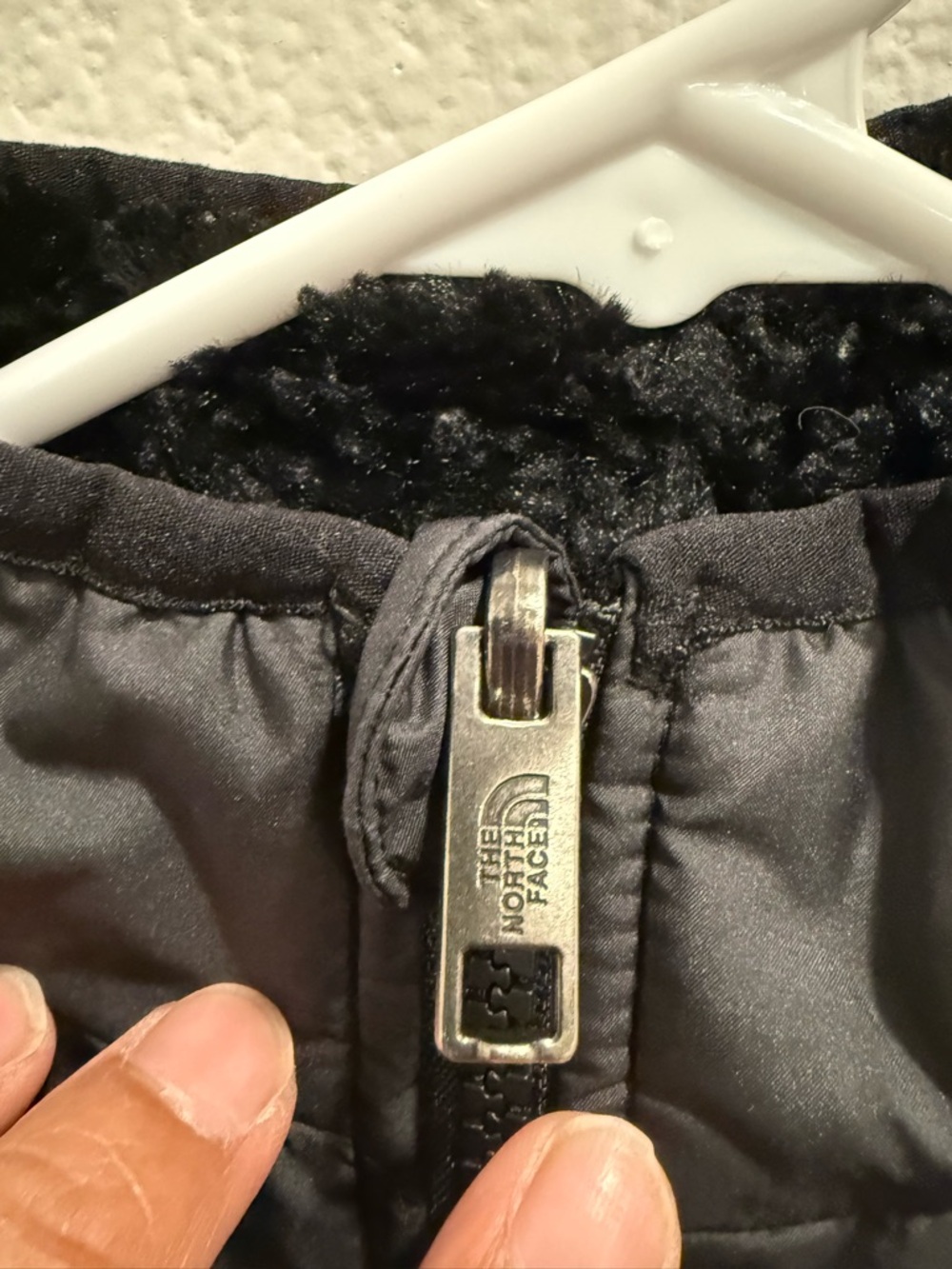 The North Face Reversible Kids Black Quilted Puffer Jacket - Picture 3 of 13